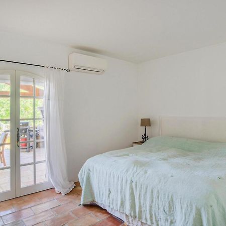 6 Bedroom Pet Friendly Home In Carcès Extérieur photo
