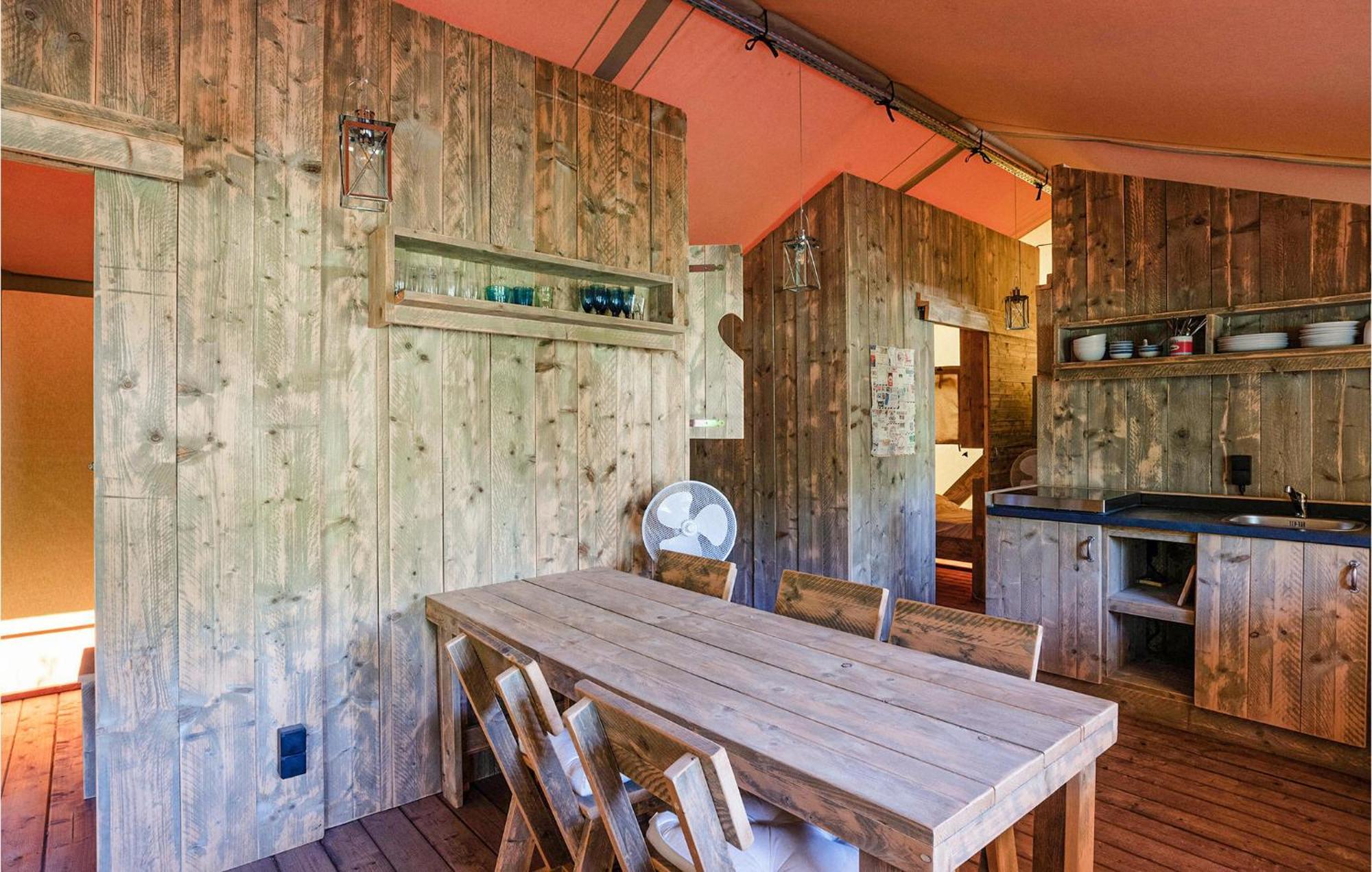 6 Bedroom Pet Friendly Home In Carcès Extérieur photo